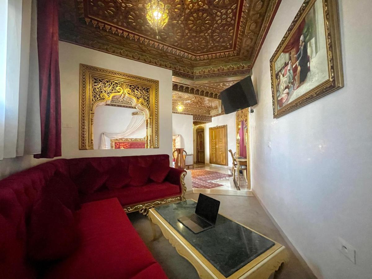 Royal Victoria - Ex British Embassy 4*