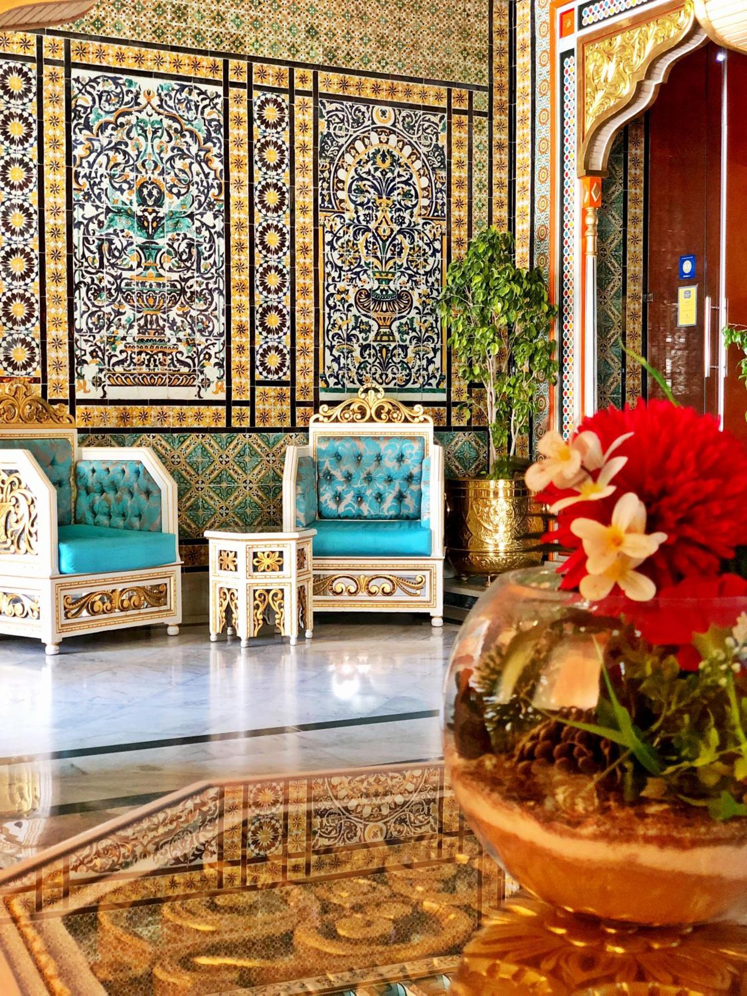 Royal Victoria - Ex British Embassy 4*